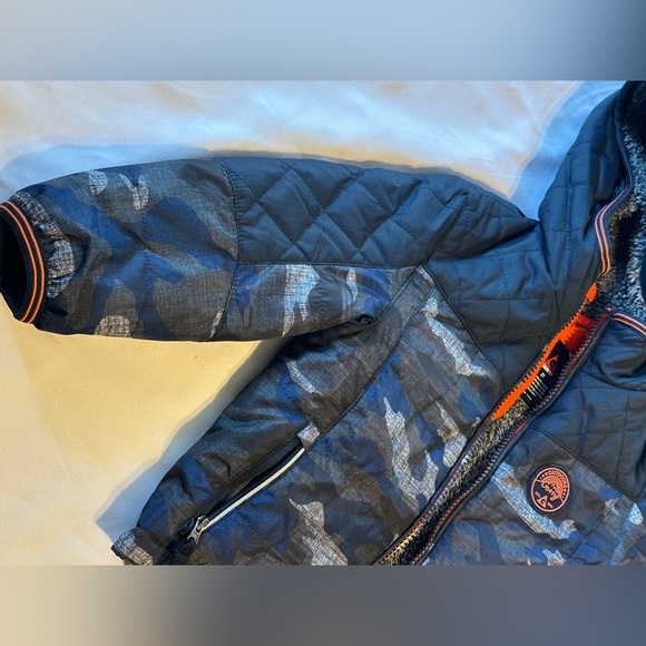 Gerry Camo Jacket - Picture 7 of 9